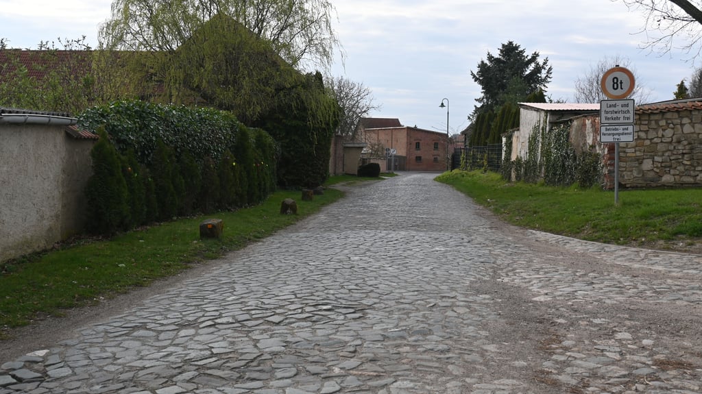 Für den grundhaften Ausbau der Triftstraße liegen Planungen vor, dennoch wird die Umsetzung noch ein Weilchen dauern.