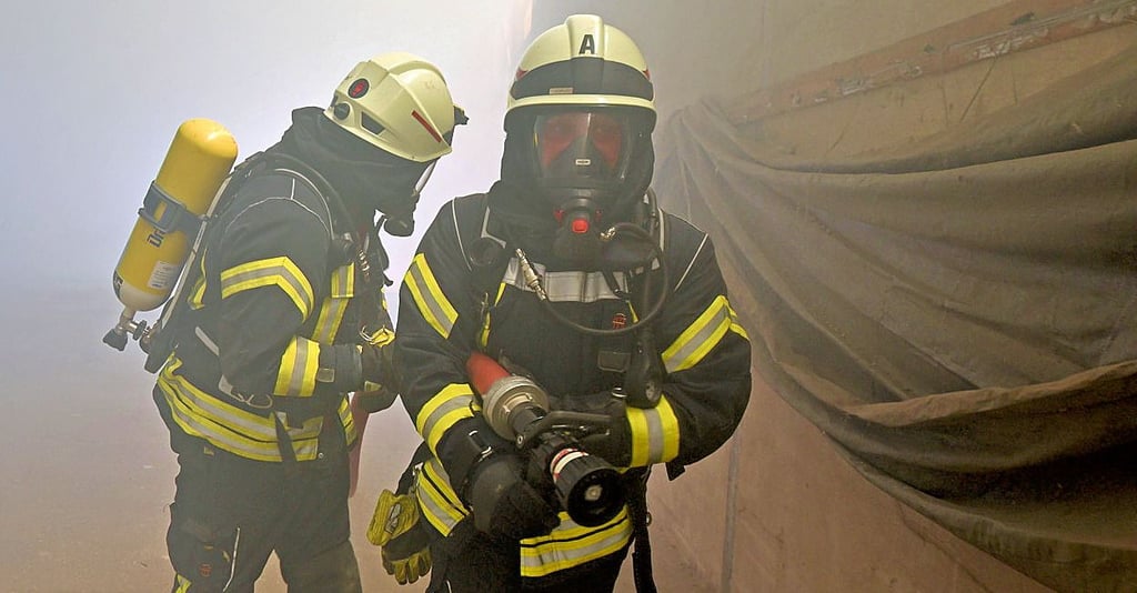 Spezialausbildungen sind bei den Freiwilligen Feuerwehren enorm wichtig, doch die freien Plätze dafür sind oft sehr begrenzt.