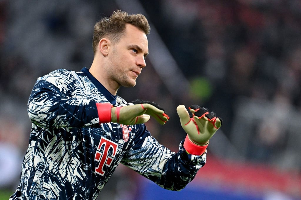 Bayern-Keeper Manuel Neuer trainiert derzeit individuell.