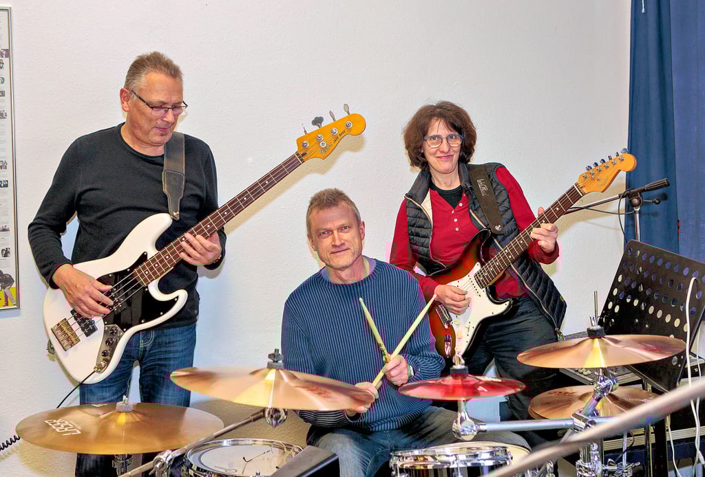 Das Strom-Ton-Quartett probt mal mit nur drei Musikern für das Musiker-Treffen am 20. April.