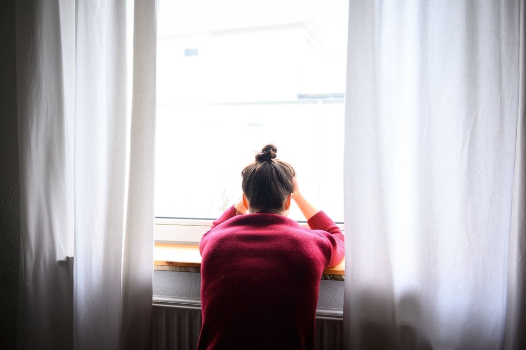 Allein sein: Personen, die unter einem Burn-out leiden, ziehen sich oft zurück.