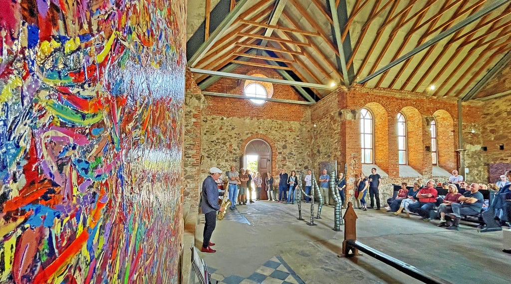 Der Büdener Mauritiusverein lädt in diesem Sommer wieder zu Kunst und Kultur in der Kirche ein.