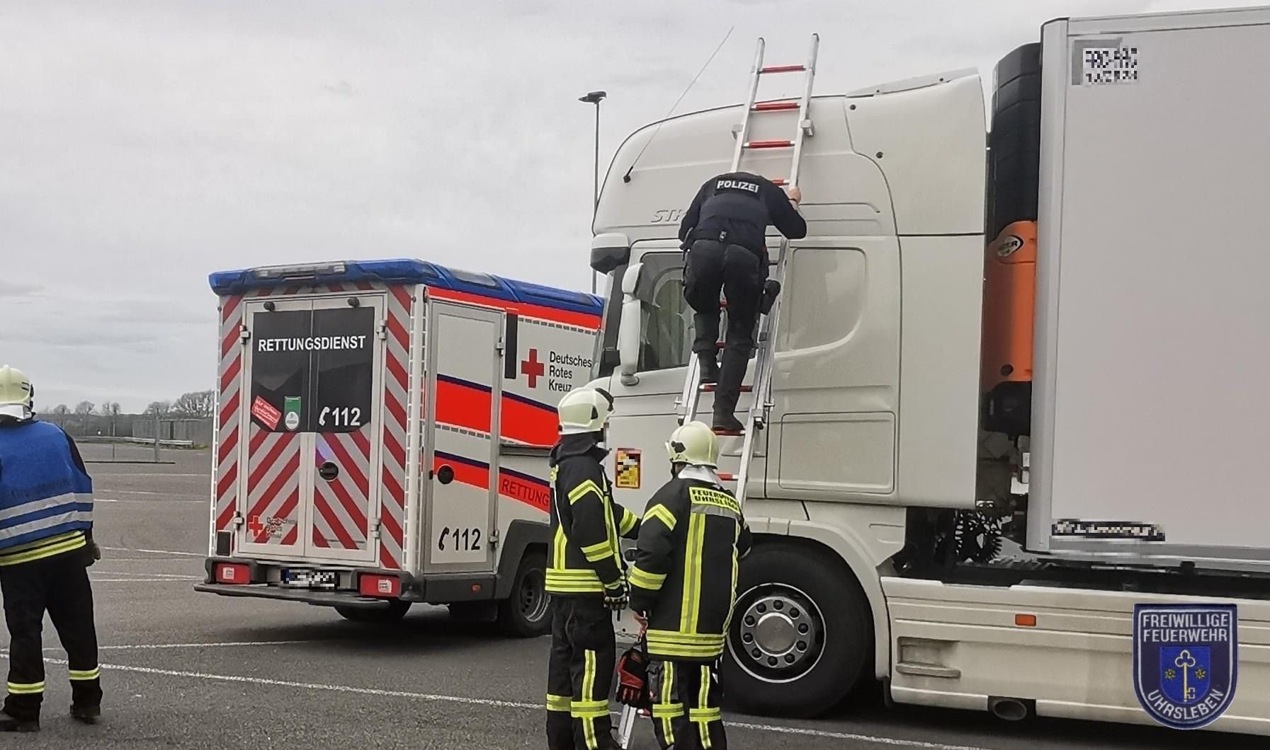 Verlassener Lkw Sorgt Für Aufregung Am Rasthof Uhrsleben An Der A2