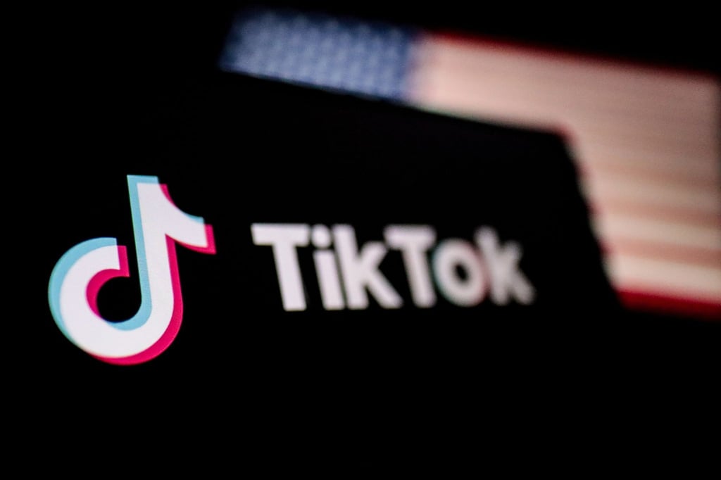 Bei TikTok wurden seit der Einführung der Meldepflicht knapp 508 Millionen Beiträge gemeldet und mehr als 348 Millionen Beiträge gelöscht.