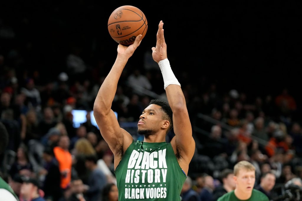 Nach ersten Untersuchungen gibt es Entwarnung bei der Verletzung von Bucks-Star Giannis Antetokounmpo.