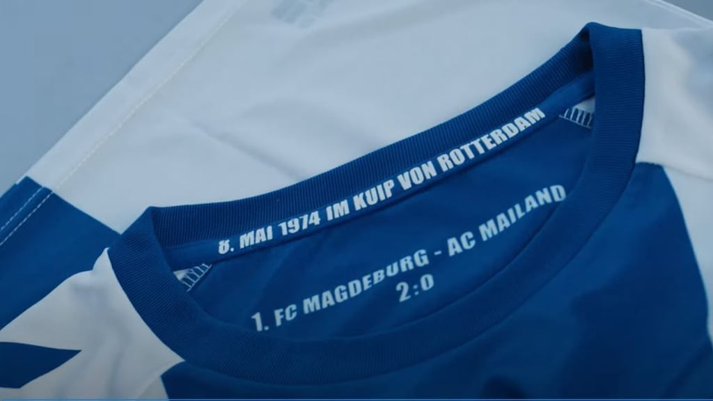 Der 1. FC Magdeburg gewann 1974 den Europapokal der Pokalsieger. Der Erfolg wird 50 Jahre später mit einem Jubiläumstrikot gewürdigt.