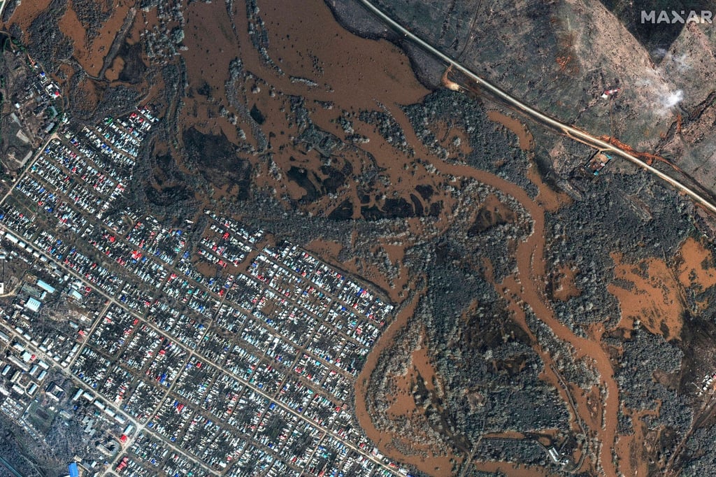 Überflutete Gebiete in Sorochinsk in Russland.