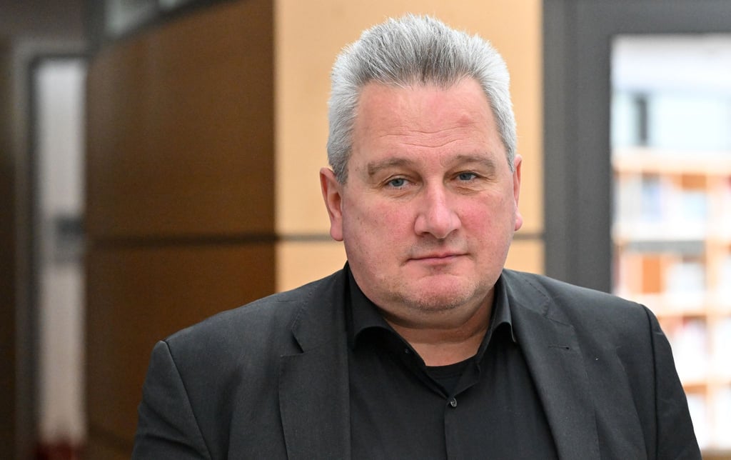 Jens-Christian Wagner, Direktor der Stiftung der Gedenkstätten Buchenwald und Mittelbau-Dora, nimmt an einer Pressekonferenz teil.