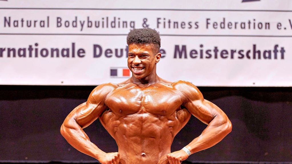 Der Erfurter Bodybuilder Benjamin Kraft will am Samstag einen Rekord in der deutschen Meisterschaft im Strict-Curl in Halle aufstellen.