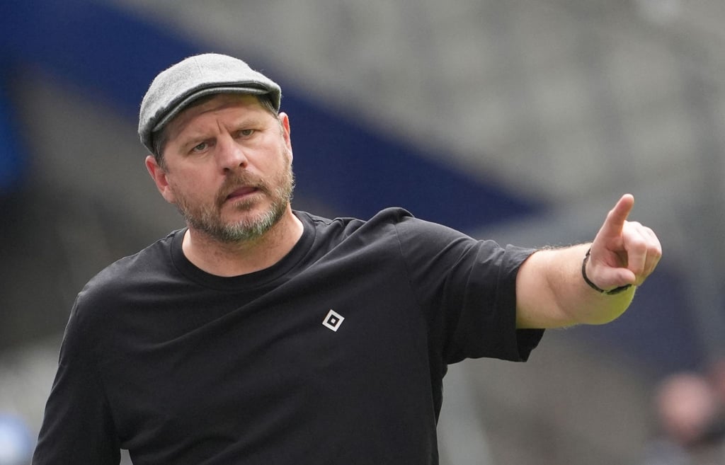 „Ich unterschreibe nicht für eine Liga, sondern immer bei einem Verein“, sagt HSV-Coach Steffen Baumgart.