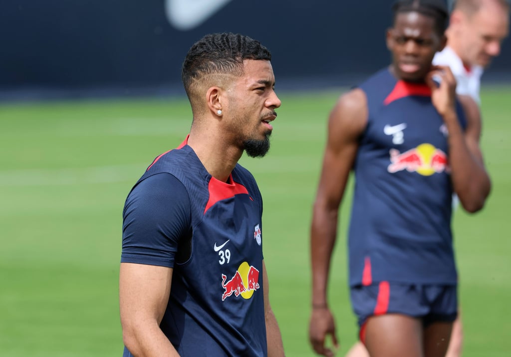Benjamin Henrichs im Training von RB.
