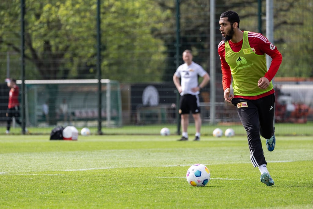 Aissa Laidouni beim Training von 1. FC Union Berlin auf dem neuen Trainingsplatz.