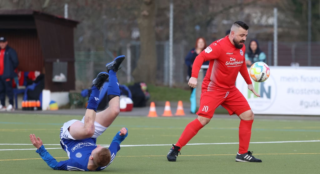 Ein Punkt aus sechs Spielen im Jahr 2024: David Berlin (r.) und der MSV Börde.