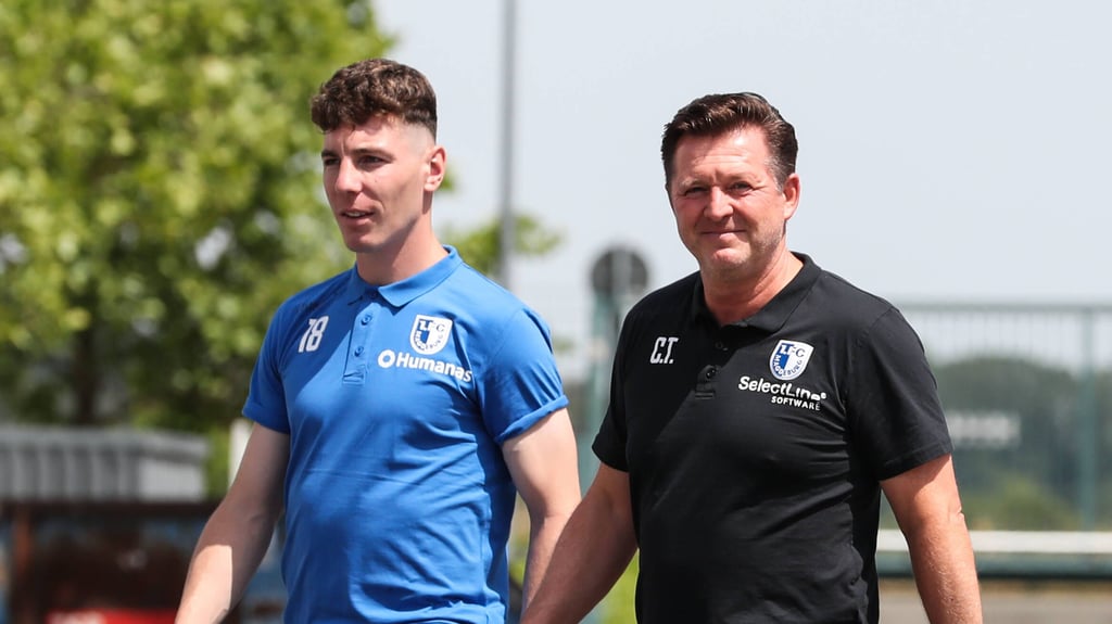 Florian Kath und Christian Titz, hier im Juni 2022 gemeinsam bei einem Termin des 1. FC Magdeburg.