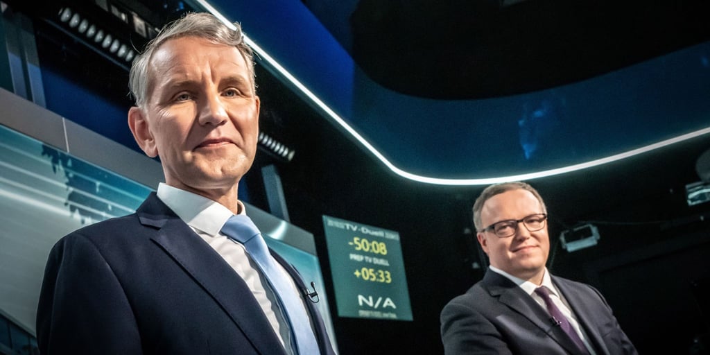 Björn Höcke (AfD, l) und Mario Voigt (CDU, r) beim TV-Duell.