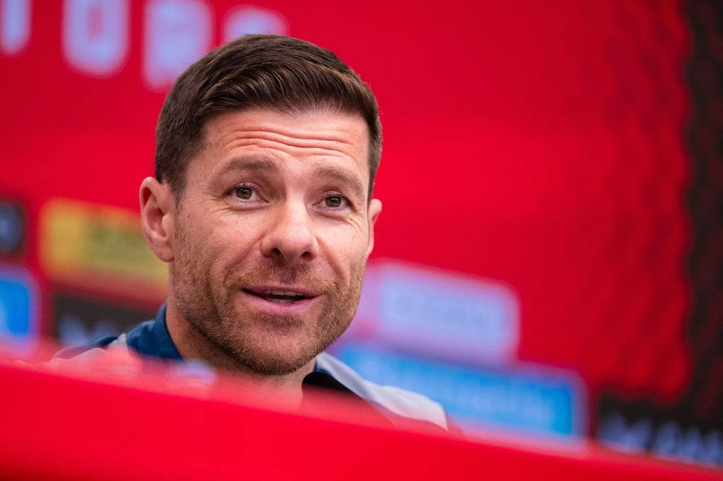 Leverkusens Trainer Xabi Alonso kann mit seinem Team bereits an diesem Wochenende den FC Bayern als deutscher Meister ablösen.