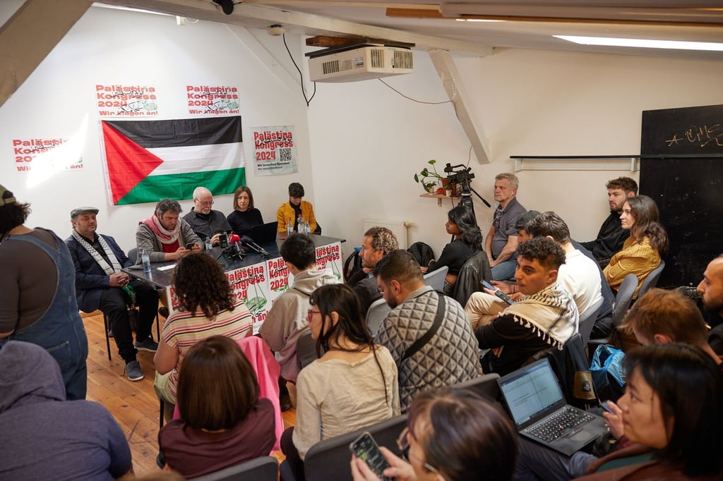 Pressekonferenz zum "Palästina-Kongress" in der Skalitzer Straße in Kreuzberg.
