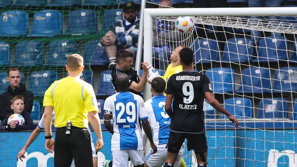Dieses Gegentor tat weh und kostete Punkte: Der 1. FC Magdeburg kassierte gegen den Hamburger in der Nachspielzeit noch das 2:2.
