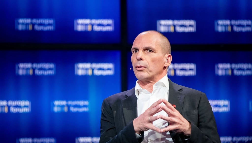 Yanis Varoufakis spricht beim Europa Forum des WDR.