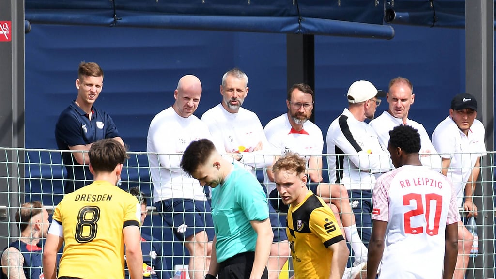 ROse, Olmo &amp; Co. schauten der U19 zu, wie sie den Rückstand gegen Dresden drehte.