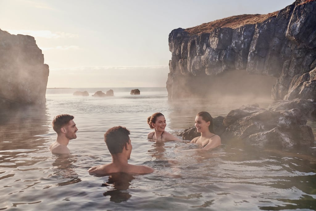 Was machen Politiker aus dem Landtag von Sachsen-Anhalt in Island? Auf diesem Bild ist die Sky Lagoon in Reykjavik zu sehen. Was die Abgeordneten in Island planen, ist bisher geheim.
