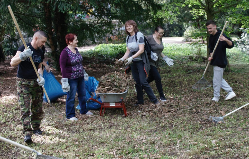 Aufräumen im Altenplathower Volkspark