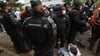 100 Tage vor Beginn der Olympischen Spiele löste die Polizei ein Lager mit Hunderten wohnungslosen Menschen bei Paris auf.