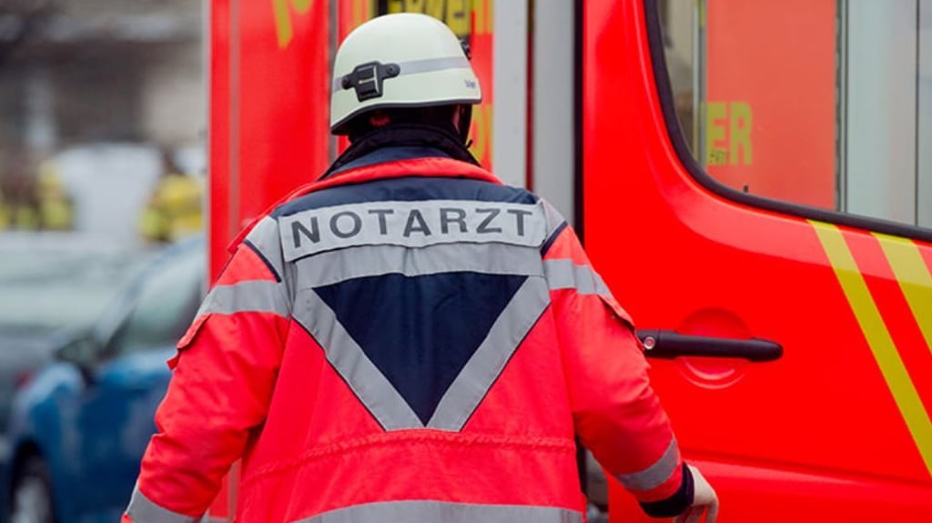 Tödlicher Unfall in der Altmark: Der Notarzt konnte dem Unfallopfer auf der L38 nahe Stendal nicht mehr helfen.
