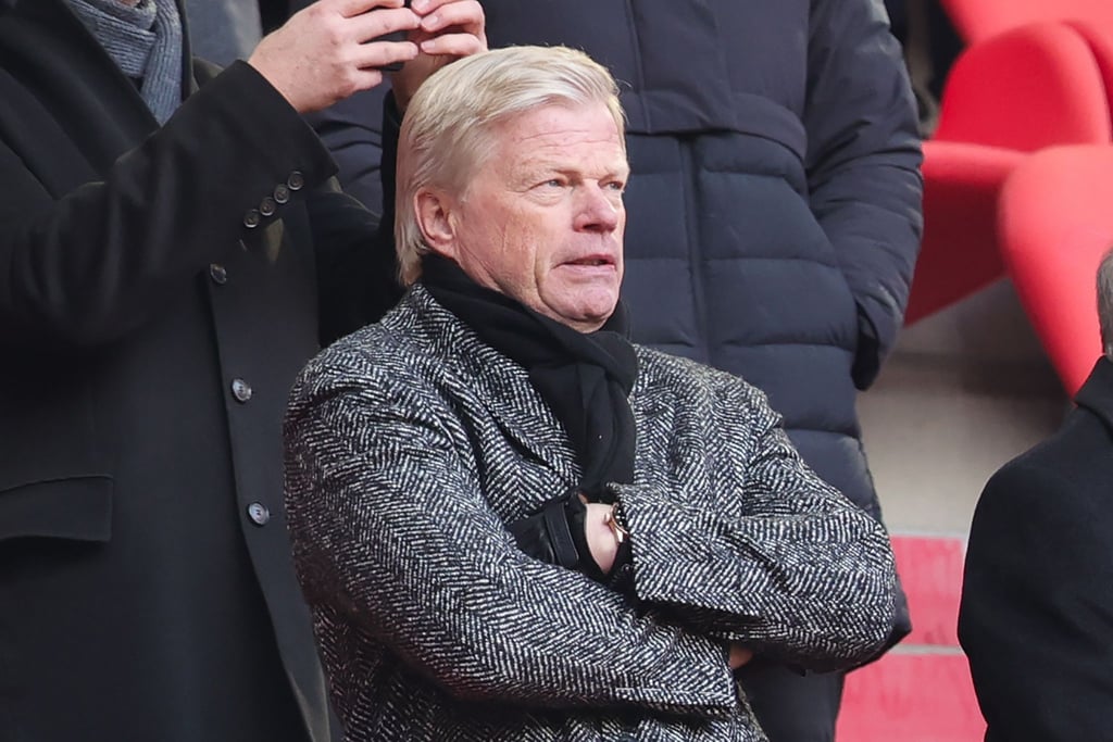 Kahn äußert sich zur Trainerfrage des FC Bayern.