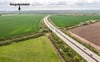 Nordwestlich von Neugattersleben soll auf insgesamt 92 Hektar rechts und links der Autobahn eine Freiflächen-Photovoltaikanlage entstehen.