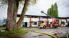 Die Feuerwehr löscht einen Brand in einem Braunschweiger Industriegebiet.