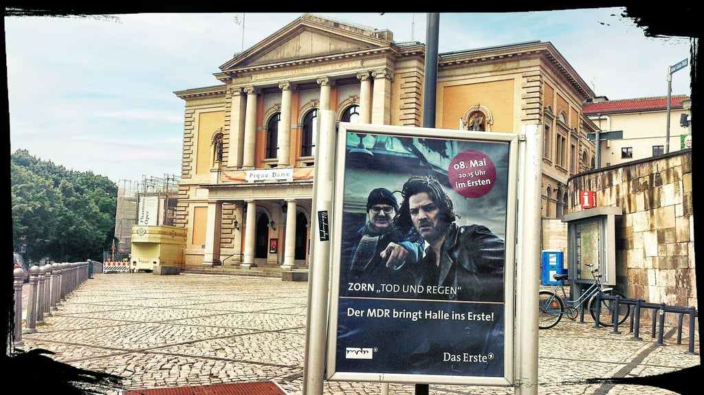 Im 13. Teil der Thriller-Serie kehrt Autor Stephan Ludwig zum Tatort zurück: Am Opernhaus geschieht ein Mord.