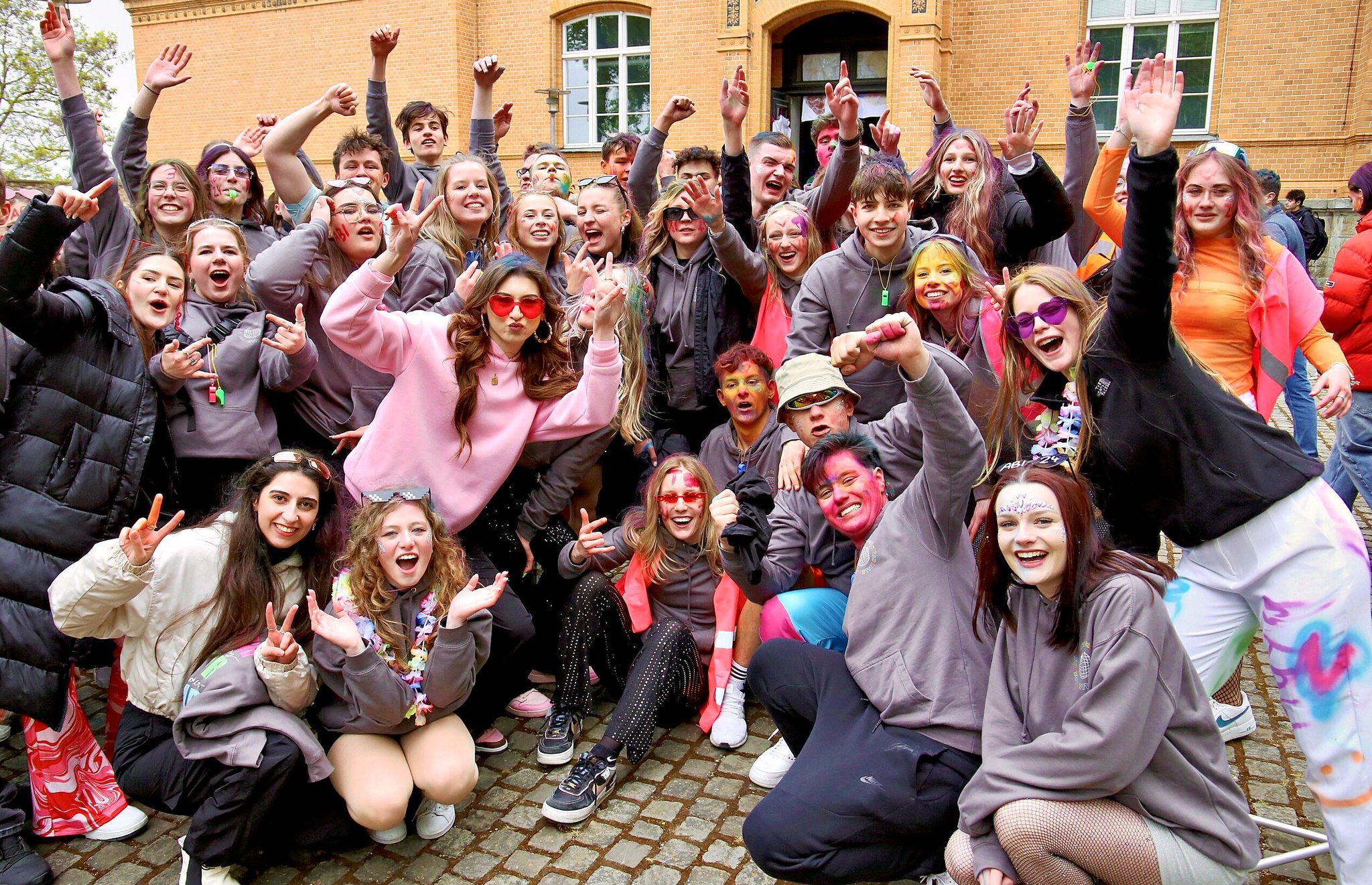 Mit Video Abitur in Bernburg So haben Schüler vom Carolinum den
