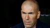 Die französische Fußball-Legende Zinédine Zidane könnte Cheftrainer beim FC Bayern werden.