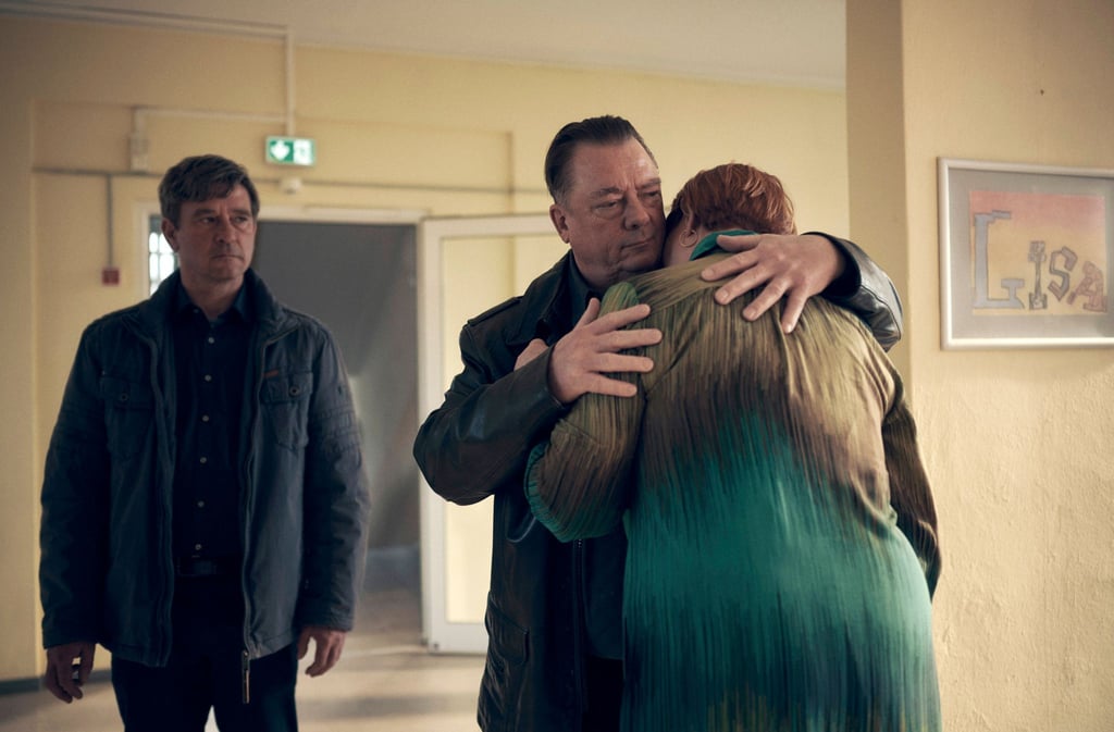 Henry Koitzsch (Peter Kurth) und Michael Lehmann (l, Peter Schneider) ermitteln.