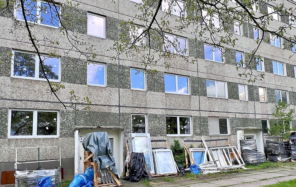 Am ehemaligen DWG- Block in der Schützenstraße wird gearbeitet.
