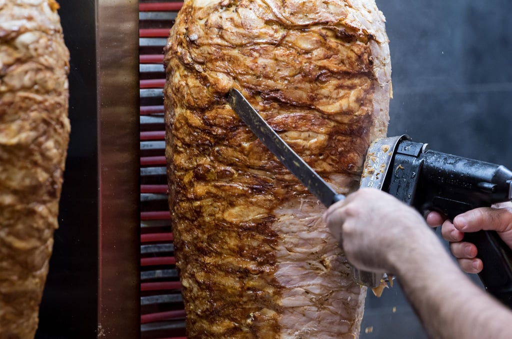 „Überraschung von Steinmeier: Er kommt mit 60 Kilo Döner in die Türkei“ (Symbolbild).
