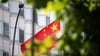 China fordert Deutschland auf, „den Spionagevorwurf auszunutzen, um das Bild von China politisch zu manipulieren und China zu diffamieren.“