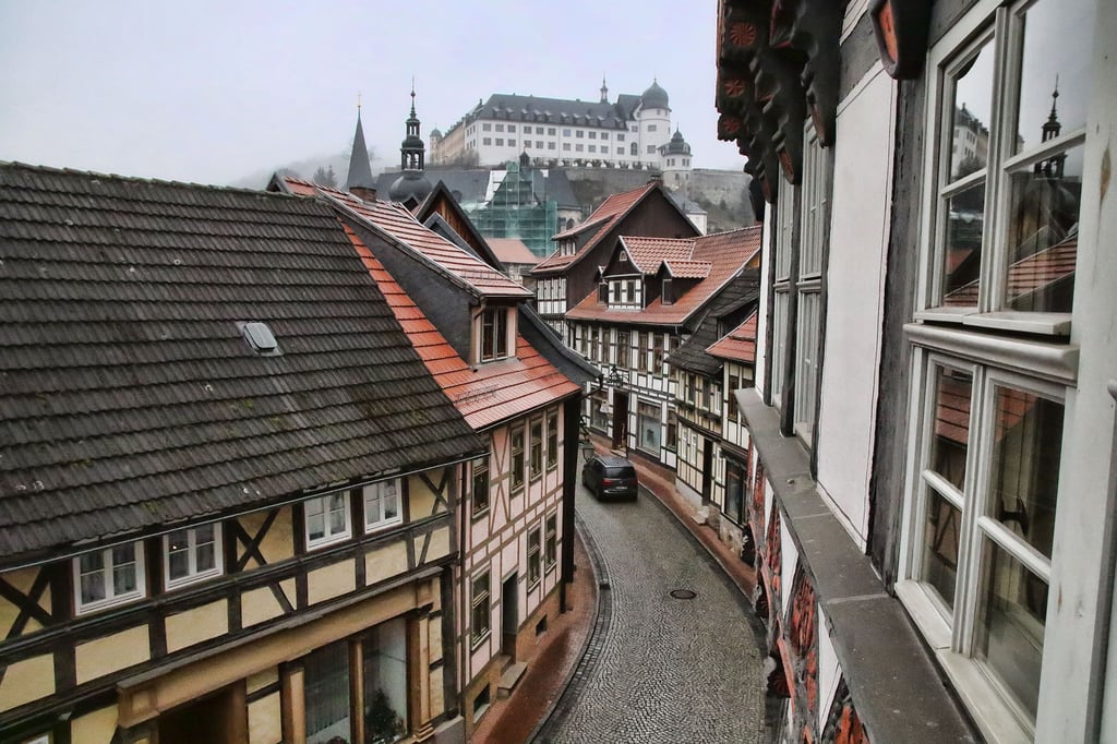 Archivbild - Blick auf das Schloss in Stolberg.