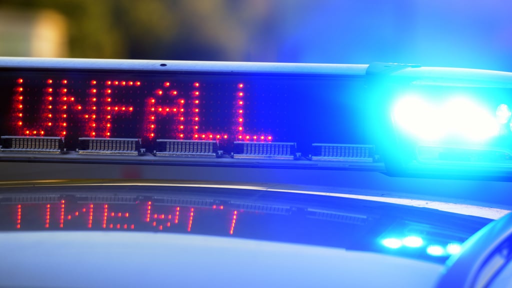 Bei einem Unfall in Ilsenburg wurde ein 65-jähriger Mopedfahrer schwer verletzt. Diesem wurde zuvor die Vorfahrt genommen.