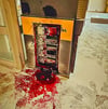 Durch die Attacke trat Sicherheitsfarbe aus dem Automaten aus.