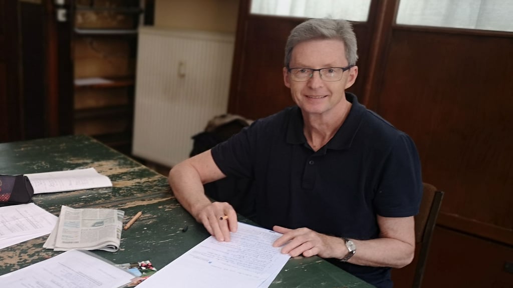 Stadtteilmanager Volker Lahmann in der alten Buchhandlung von Helga Weyhe in Salzwedel.