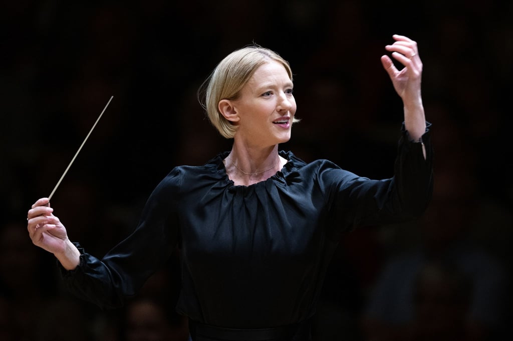 Joana Mallwitz, Chefdirigentin am Konzerthaus Berlin, dirigiert zur Eröffnung der Saison das Konzerthausorchester.