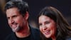 Chryssanthi Kavazi und ihr Ehemann Tom Beck kommen zur Verleihung der Deutschen Fernsehpreise 2023 ins Coloneum.