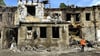 Ein Wohnhaus in Odessa wurde bei einem nächtlichen russischen Drohnenangriff beschädigt. Die USA haben Hilfen für die von Russland angegriffene Ukraine gebilligt.
