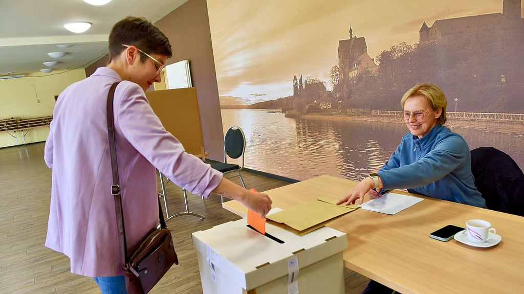 Im November wurde im Seegebiet Mansfelder Land ein neuer Bürgermeister gewählt. Hier ein Foto aus dem Wahllokal in Seeburg. Jetzt sind die Bürger erneut an die Wahlurnen gerufen, um den Gemeinderat und die Ortschaftsräte neu zu wählen, aber auch die Europawahl steht an.
