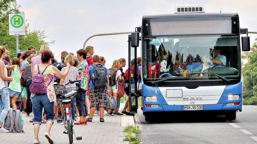 An Schultagen entfällt 73 Prozent der Nachfrage auf den Regionalverkehr – vor allem durch Schülerverkehr.