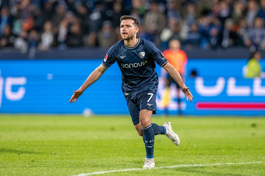Kevin Stöger brachte Bochum mit einem direkt verwandelten Freistoß in Führung und legte das Tor zum zwischenzeitlichen 3:0 nach.