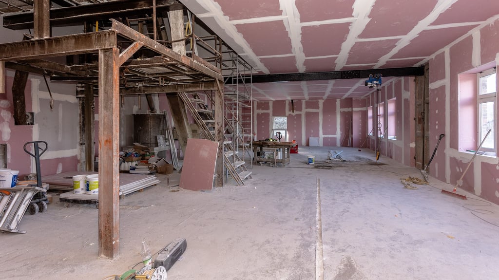 In der oberen Etage des Prettiner Waschmittelwerkes wird derzeit der Trockenbau ausgefüht.