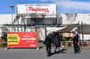 Der Sonderpostenmarkt Thomas Philipps in Magdeburg ist seit einem Brand am 20. März 2024 geschlossen. Der Fall kommt nun ins Fernsehen.